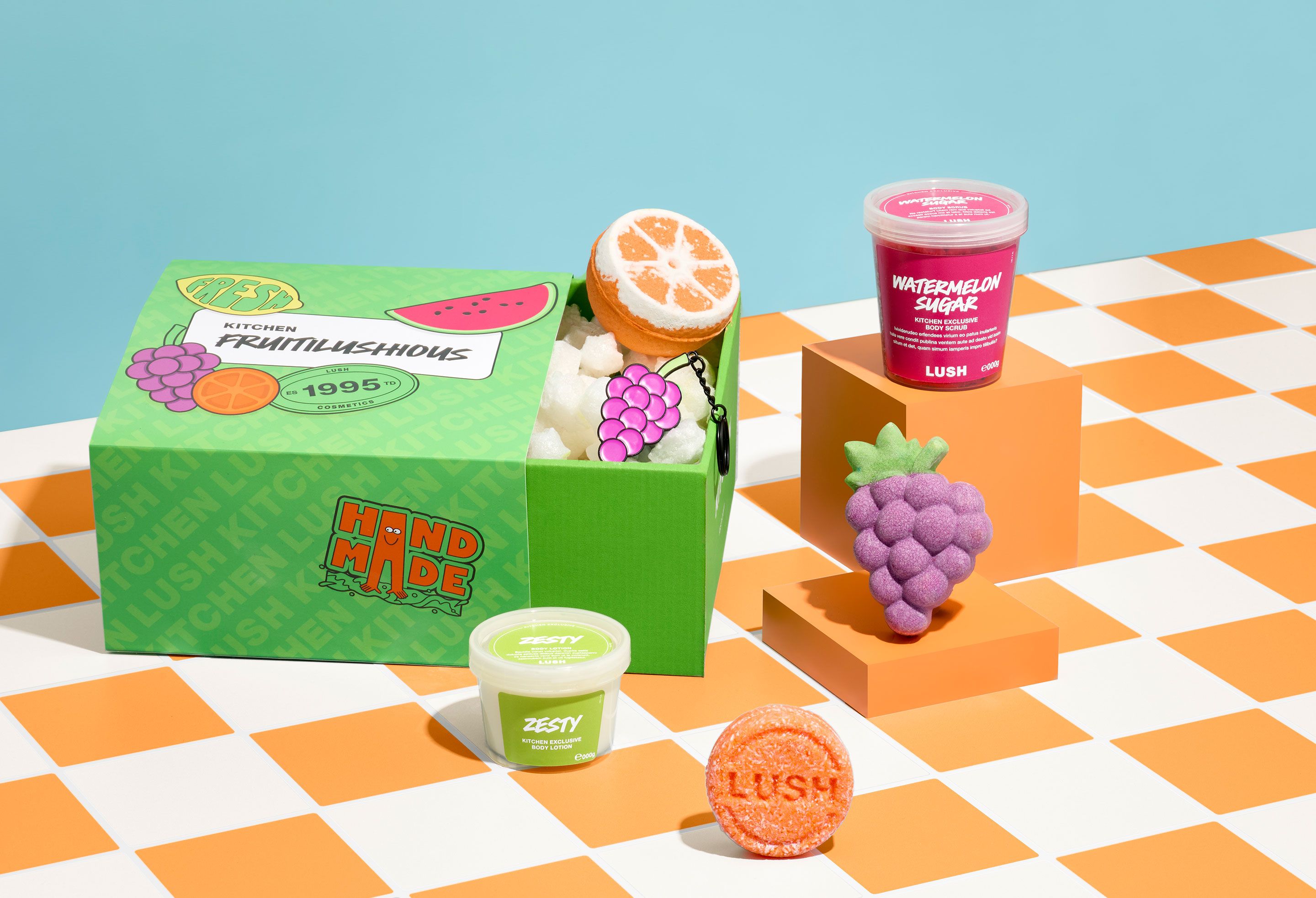 コスメ・年間配送料 | サブスクリプション | LUSH